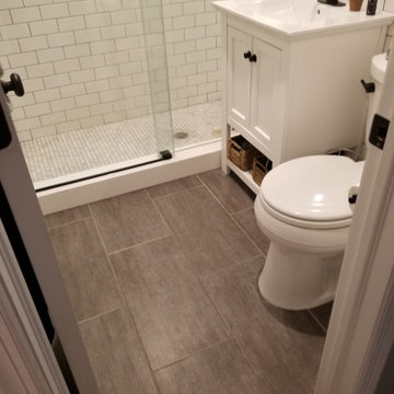 Long Beach Coop Bathroom