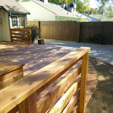 Redwood Circular Deck, Pasadena