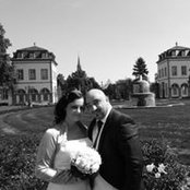M Jo Zi's photo