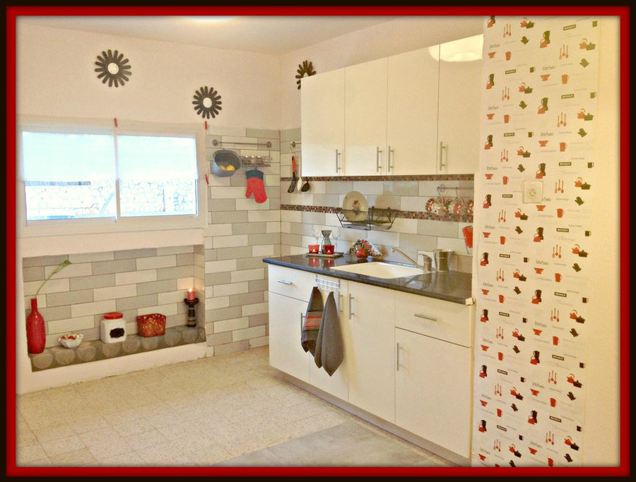 white/blk/red kitchen with funky wallpaper