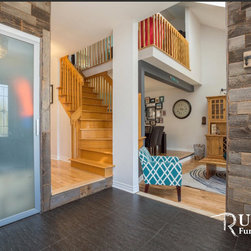 Home staging in a suburb home - Living Room Furniture