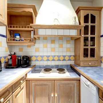 UpperKey Parisian Kitchens