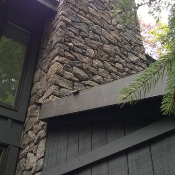 Definitive Grade manufactured stone veneer in Pennsylvania fieldstone.