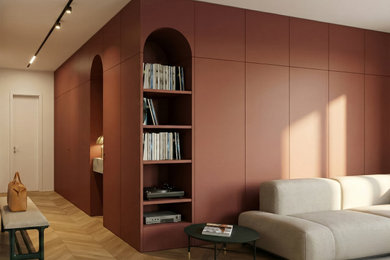 Ispirazione per un soggiorno minimalista di medie dimensioni e aperto con sala della musica, pareti bianche, parquet chiaro, nessun camino, cornice del camino in legno e TV a parete