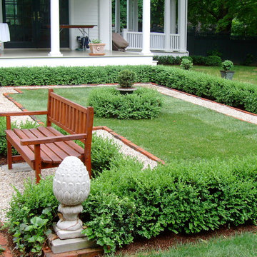 Boxwood Courtyard