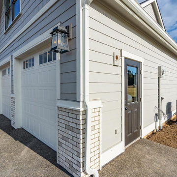 Siding Installation - James Hardie Shakes and Lap in Light Mist