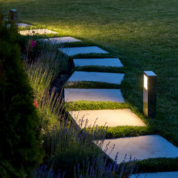 Outdoor Decor & Features