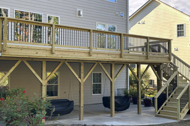 Inspiration for a deck remodel in Raleigh