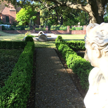 Fort Worth Estate Garden