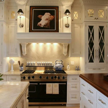 Elegant lake House kitchen