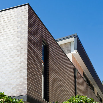Oatley House Exterior Close Up
