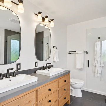 Bathroom Water Damage Repair in Gem Heights, Puyallup