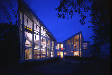 Inspiration for a contemporary exterior home remodel in Detroit