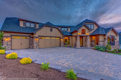 13857 SE Mountain Crest Dr, Happy Valley, OR