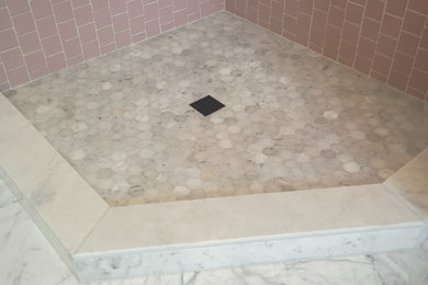 Bathroom - bathroom idea in San Francisco