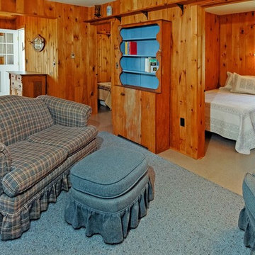 ACTIVE: Lake Wicwas Waterfront Cottage