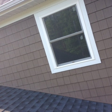 Stylecrest Staggered Shake siding and Kentucky Gray Limestone