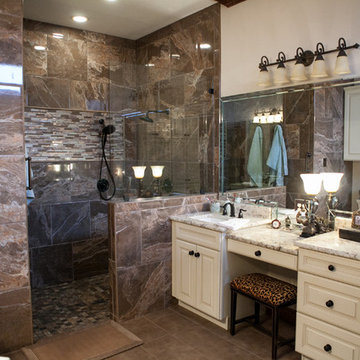 Master bath, that you don't want to leave