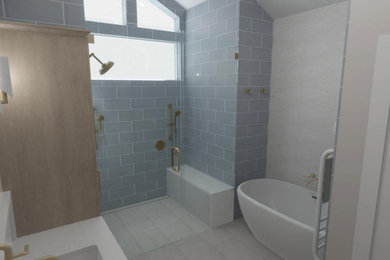 Example of a bathroom design in Other