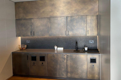 Design ideas for a rustic kitchen.