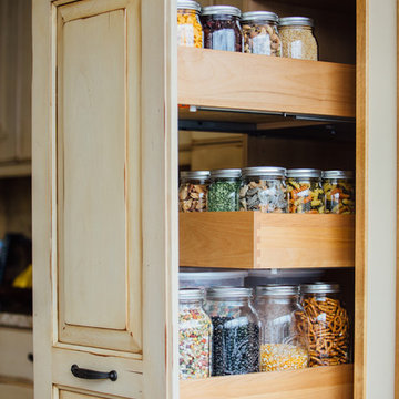 Tall Pull-Out Storages