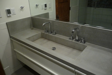 Inspiration for a modern bathroom remodel in Salt Lake City