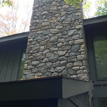 Definitive Grade manufactured stone veneer in Pennsylvania fieldstone.