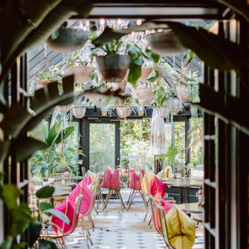 The Tropical Botanical Garden Cafe in the Park