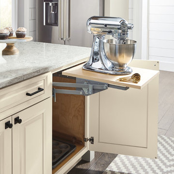 Diamond Cabinets: Base Mixer Kitchen Cabinet