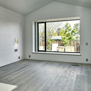 Modern California, Cupertino