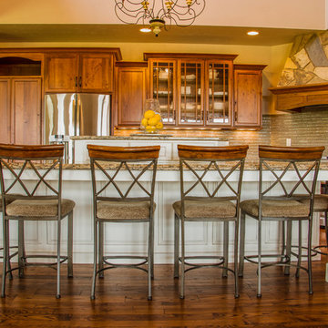 Rosholt Rustic Cherry Kitchen 14175