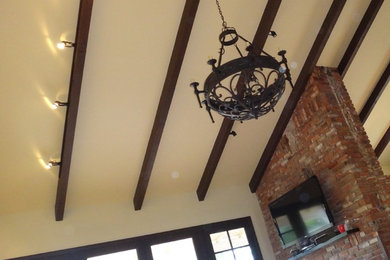 Mountain style living room photo in Los Angeles