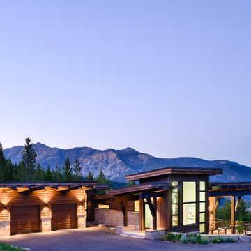 Mountain Modern Home with Luxury Outdoor Living