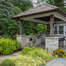 Side Garden/Pergola/Patio