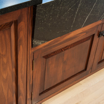 1910 Foursquare Kitchen