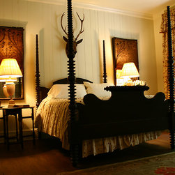 RL Goins Highlands Bed - Beds
