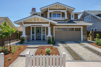 Example of an arts and crafts home design design in San Luis Obispo