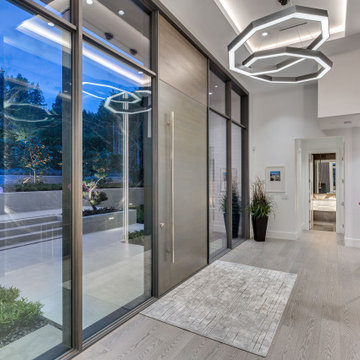 2592 Rosebery Avenue West Vancouver