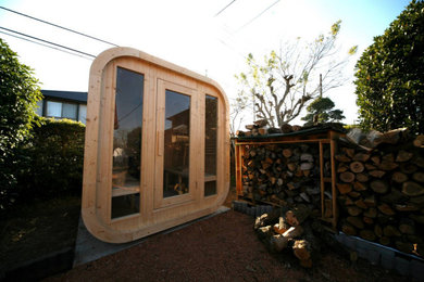 他の地域にある北欧スタイルのおしゃれな物置小屋・庭小屋の写真