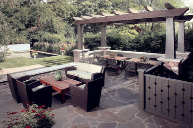 Transitional patio photo in Cincinnati