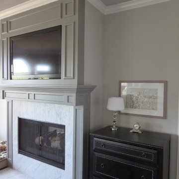 Transitional hearth room, Austin, TX