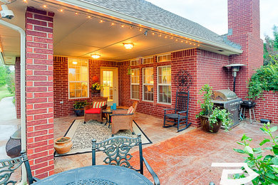 Patio - cottage patio idea in Oklahoma City