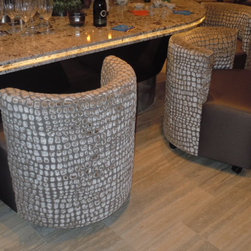Lot 131 - Bar Stools And Counter Stools