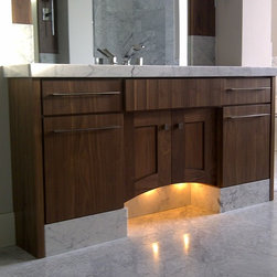 European Bathroom Vanity - Bathroom Vanities And Sink Consoles