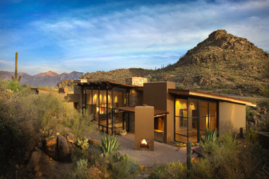 Southwestern exterior home idea in Phoenix