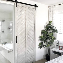 Guest Room/ Living