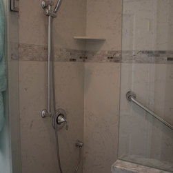 "Carrara" Piedrafina Shower Walls - Products