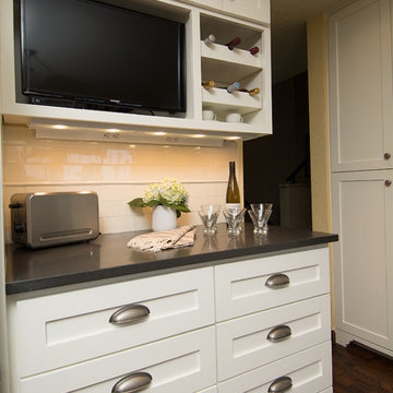 Bright Cottage Kitchen Remodel