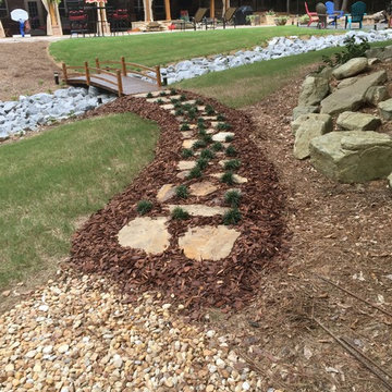 Hardscapes - Walkways / Patios / Steps / Fire Pits