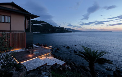 Houzz Tour: A Modern Masterpiece by the Sea in Japan